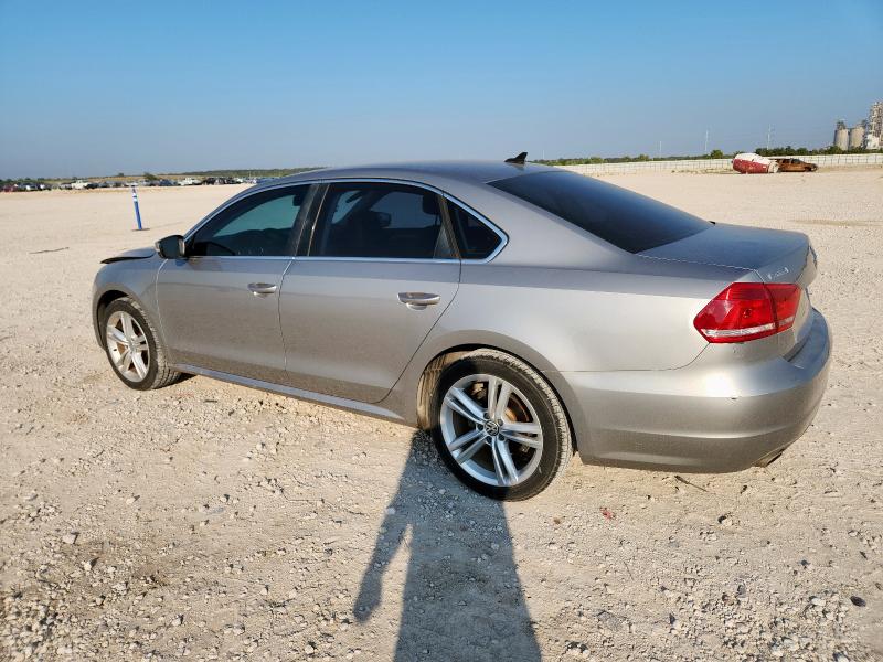 Photo 2 from auction – 2014 VOLKSWAGEN PASSAT SE with VIN 1VWBN7A3XEC088800