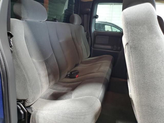 Photo 10 from auction – 2004 CHEVROLET SILVERADO with VIN 2GCEK19T641214472