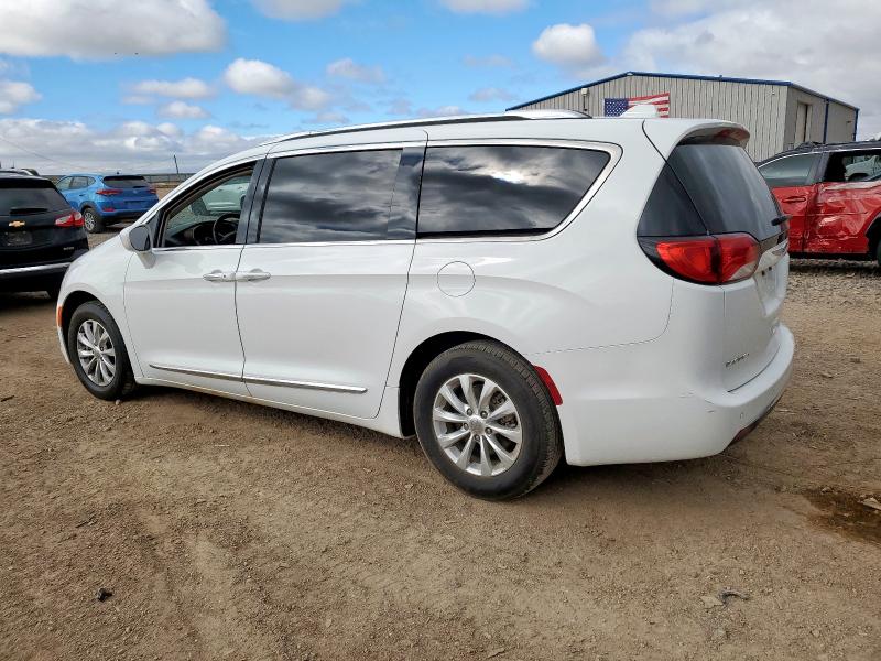 Photo 2 from auction – 2018 CHRYSLER PACIFICA T with VIN 2C4RC1BGXJR252201