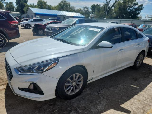 Photo 1 from auction – 2019 HYUNDAI SONATA SE with VIN 5NPE24AF0KH774751