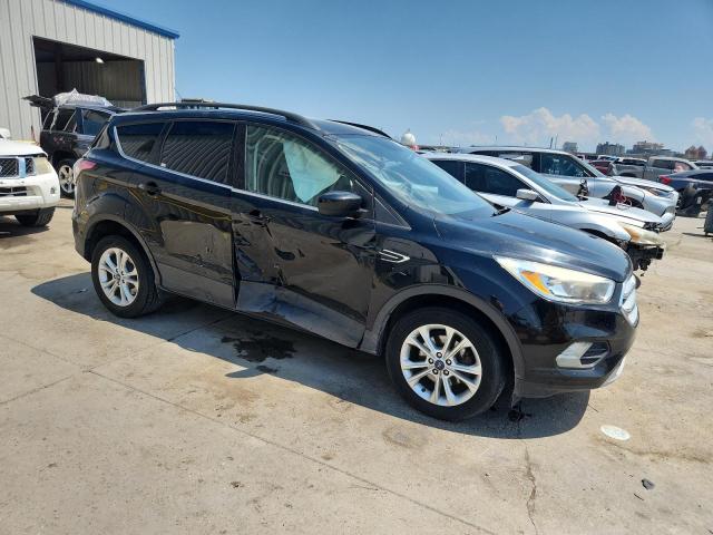 Photo 4 from auction – 2018 FORD ESCAPE SE with VIN 1FMCU0GD5JUB96341