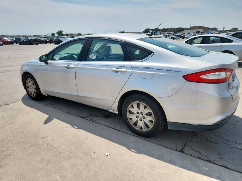 Photo 2 from auction – 2013 FORD FUSION S with VIN 3FA6P0G73DR273051