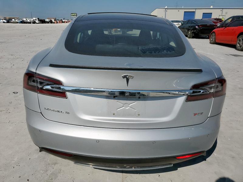 Photo 6 from auction – 2014 TESLA MODEL S with VIN 5YJSA1H1XEFP33237