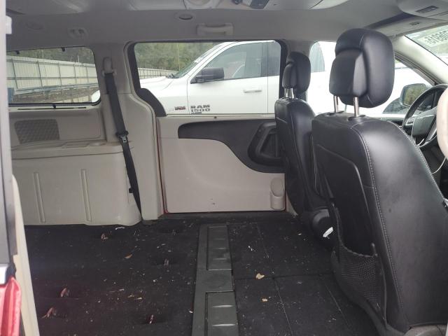 Photo 11 from auction – 2011 CHRYSLER TOWN & COU with VIN 2A4RR8DG9BR745223