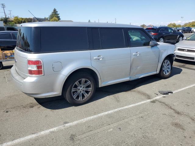 Photo 3 from auction – 2010 FORD FLEX SE with VIN 2FMGK5BC5ABA47176