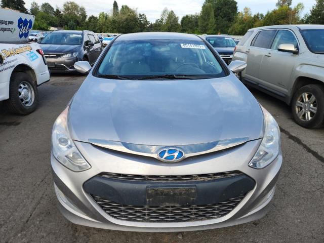 Photo 5 from auction – 2013 HYUNDAI SONATA HYB with VIN KMHEC4A41DA088400