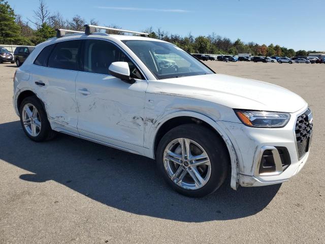 Photo 4 from auction – 2021 AUDI Q5 E PREMIUM PLUS with VIN WA1E2AFYXM2047320