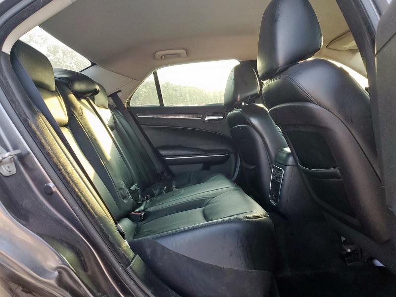 Photo 10 from auction – 2016 CHRYSLER 300 LIMITE with VIN 2C3CCAAG3GH321093