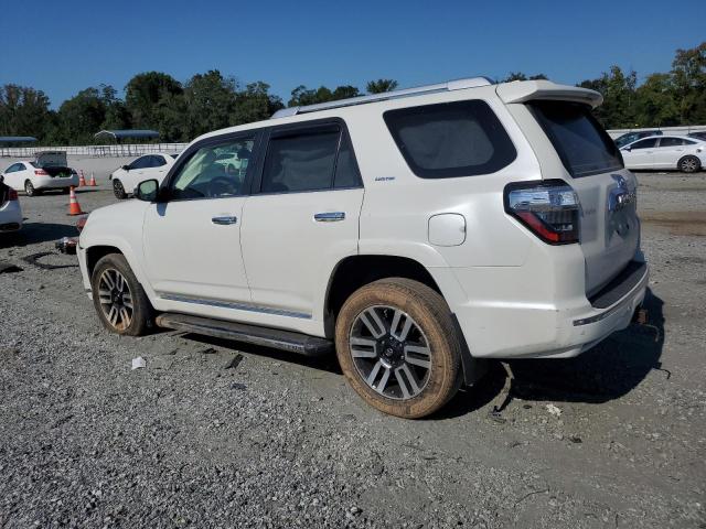 Photo 2 from auction – 2016 TOYOTA 4RUNNER SR with VIN JTEBU5JR0G5347439