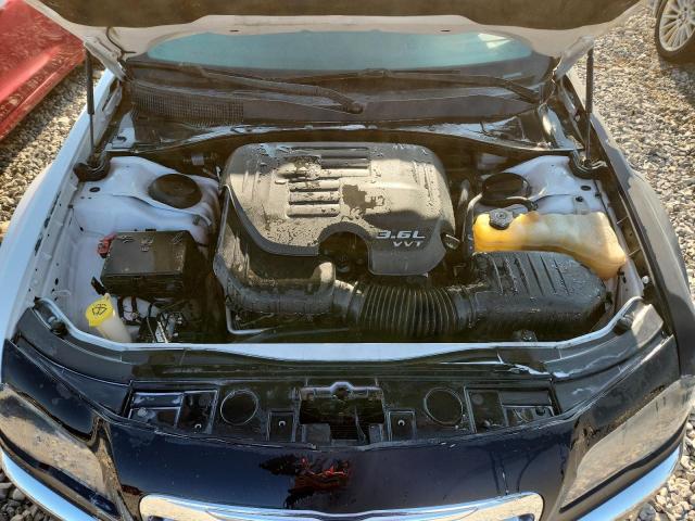 Photo 11 from auction – 2014 CHRYSLER 300 with VIN 2C3CCAAG2EH301527
