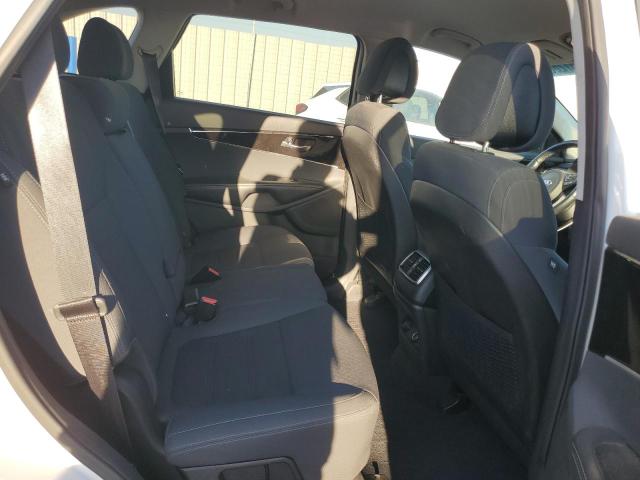 Photo 11 from auction – 2016 KIA SORENTO LX with VIN 5XYPGDA35GG035681