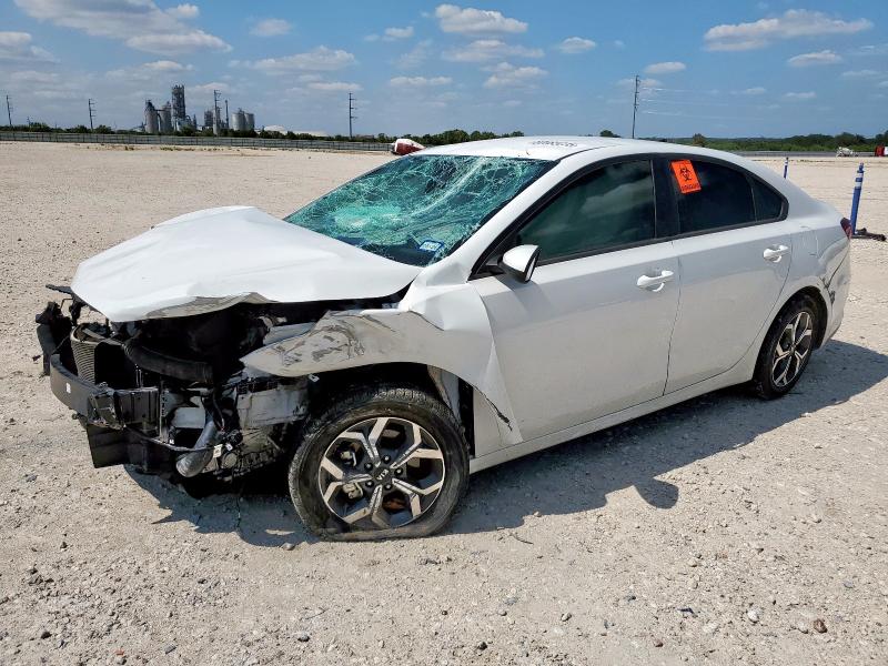 Photo 1 from auction – 2021 KIA FORTE FE with VIN 3KPF24AD1ME368844