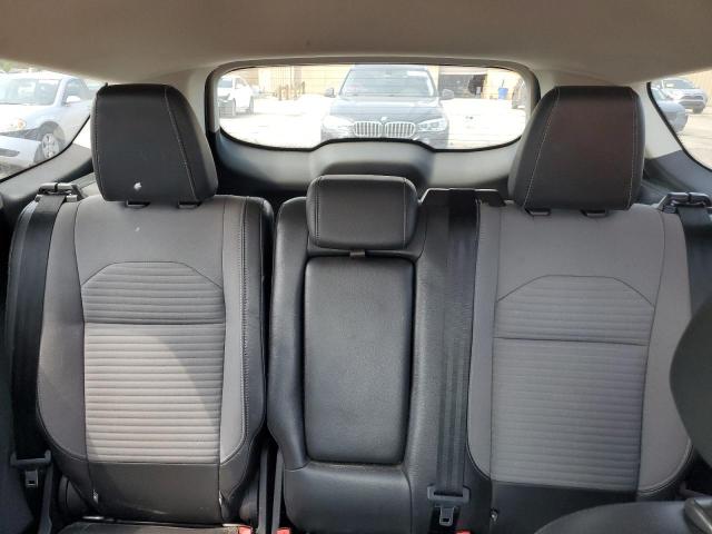 Photo 10 from auction – 2017 FORD ESCAPE SE with VIN 1FMCU9G95HUC18381