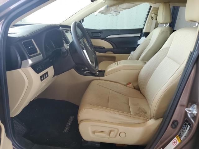 Photo 7 from auction – 2018 TOYOTA HIGHLANDER with VIN 5TDZZRFH2JS238588