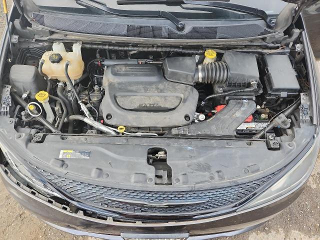 Photo 12 from auction – 2019 CHRYSLER PACIFICA T with VIN 2C4RC1FG6KR604699