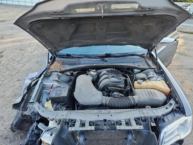 Photo 11 from auction – 2012 CHRYSLER 300 LIMITE with VIN 2C3CCACG9CH198326