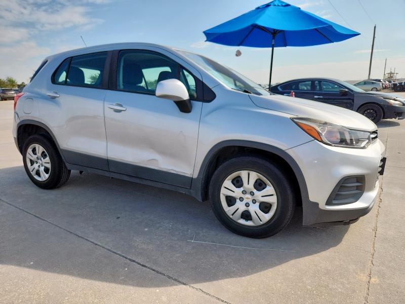 Photo 4 from auction – 2018 CHEVROLET TRAX with VIN 3GNCJKSB2JL172028