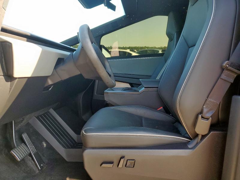 Photo 7 from auction – 2025 TESLA CYBERTRUCK with VIN 7G2CEHED0SA072971