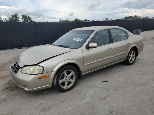 NISSAN MAXIMA GLE 2000 with VIN JN1CA31D7YT757150 - Photo from auction
