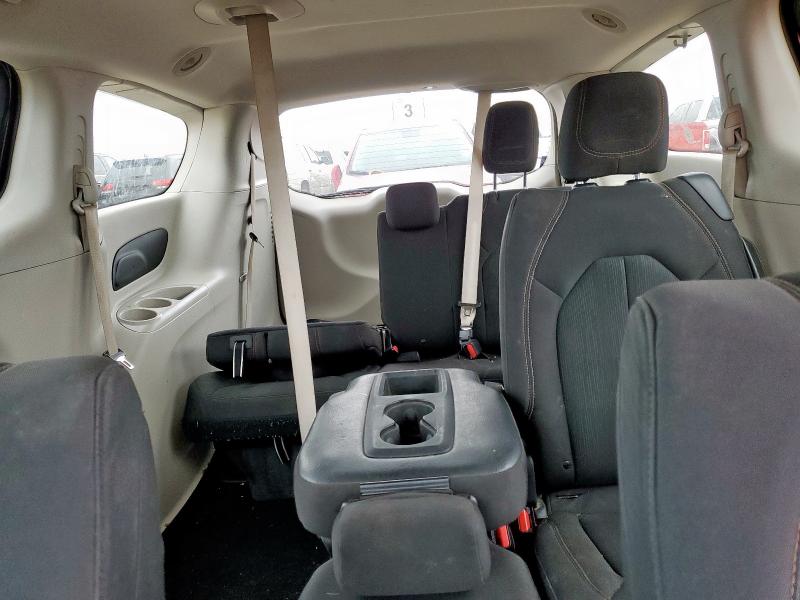 Photo 10 from auction – 2017 CHRYSLER PACIFICA L with VIN 2C4RC1CG0HR591526