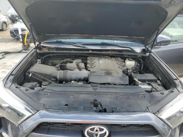 Photo 12 from auction – 2018 TOYOTA 4RUNNER SR with VIN JTEBU5JR5J5538927