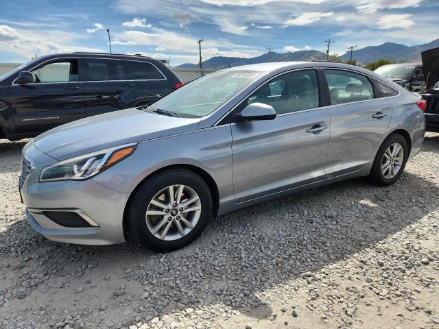 HYUNDAI SONATA SE 2016 with VIN 5NPE24AF2GH362922 - Photo from auction