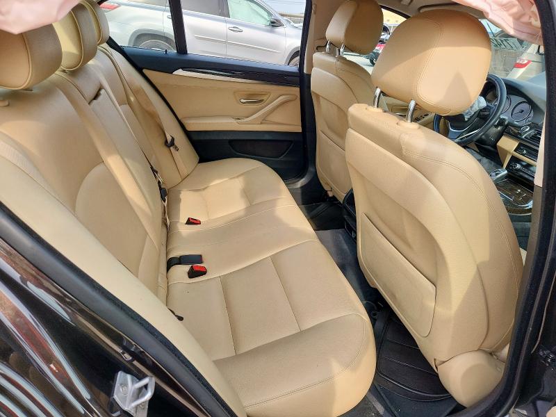 Photo 10 from auction – 2016 BMW 528 I with VIN WBA5A5C51GG352610