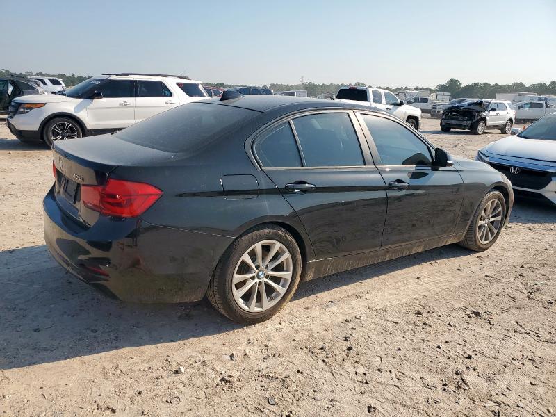 Photo 3 from auction – 2017 BMW 320 I with VIN WBA8E1G54HNU14132
