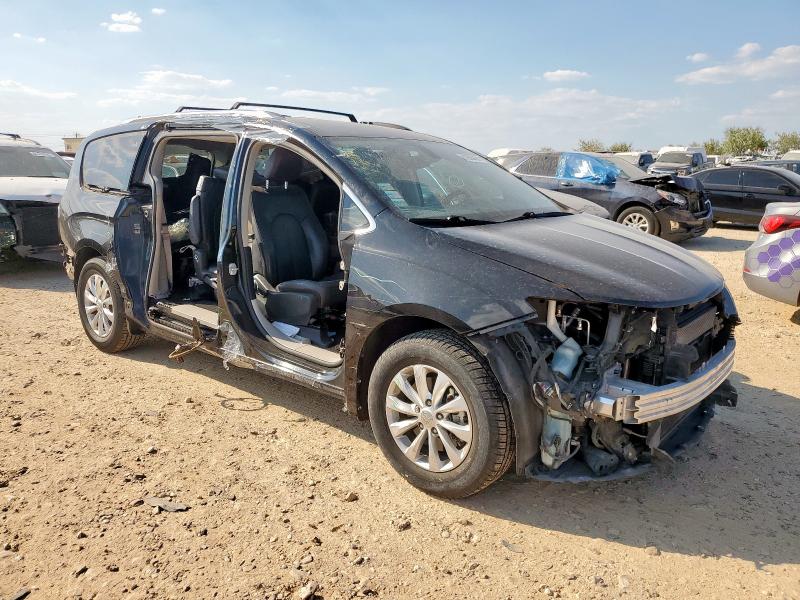 Photo 4 from auction – 2018 CHRYSLER PACIFICA T with VIN 2C4RC1BG2JR115138