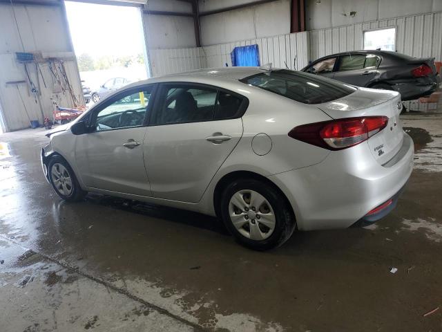 Photo 2 from auction – 2018 KIA FORTE LX with VIN 3KPFK4A70JE272547