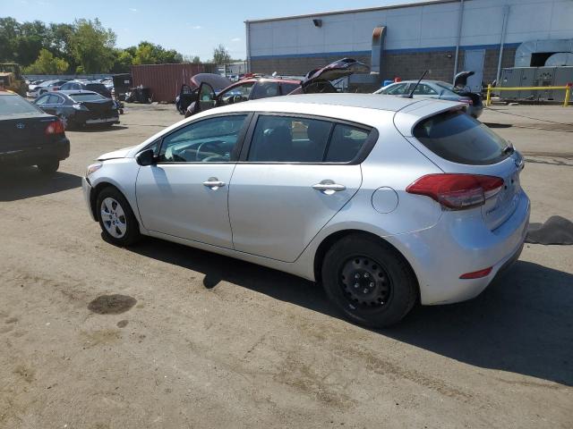 Photo 2 from auction – 2017 KIA FORTE LX with VIN KNAFK5A80H5693461