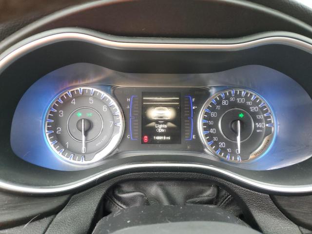 Photo 9 from auction – 2015 CHRYSLER 200 LIMITED with VIN 1C3CCCABXFN675067