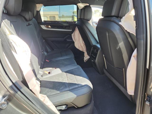 Photo 11 from auction – 2025 PORSCHE CAYENNE with VIN WP1AA2AY2SDA05308