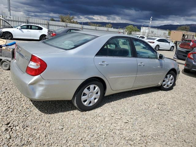 Photo 3 from auction – 2004 TOYOTA CAMRY LE with VIN 4T1BE32K74U858019