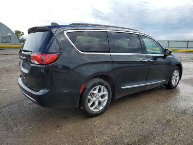 Photo 3 from auction – 2017 CHRYSLER PACIFICA T with VIN 2C4RC1BG0HR794725