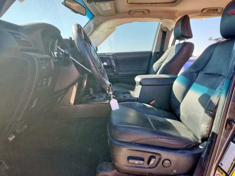 Photo 7 from auction – 2018 TOYOTA 4RUNNER SR with VIN JTEBU5JR4J5533556