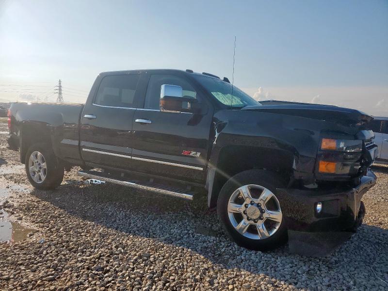 Photo 4 from auction – 2018 CHEVROLET SILVERADO with VIN 1GC1KWEG0JF194356