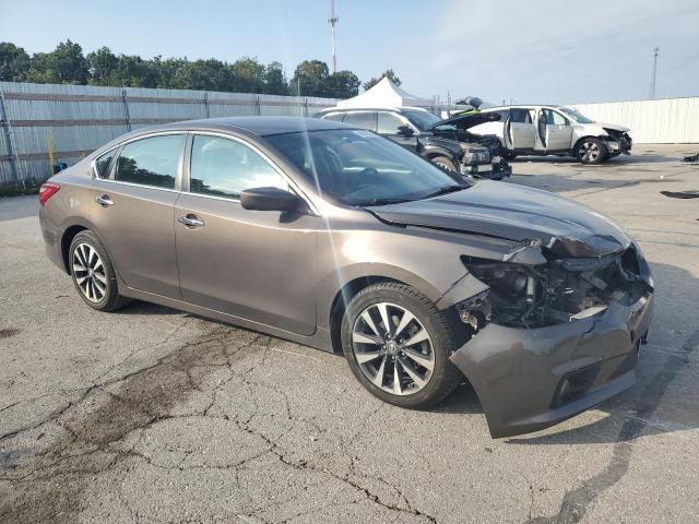 Photo 4 from auction – 2017 NISSAN ALTIMA 2.5 with VIN 1N4AL3AP5HC171609
