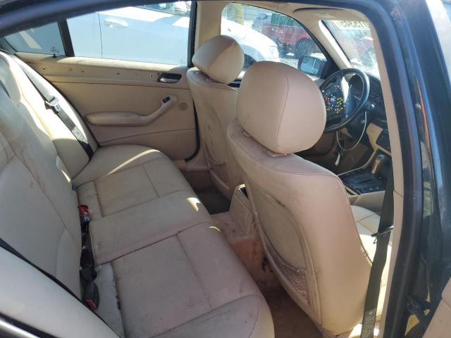 Photo 10 from auction – 2004 BMW 325 I with VIN WBAEV33474KR34610