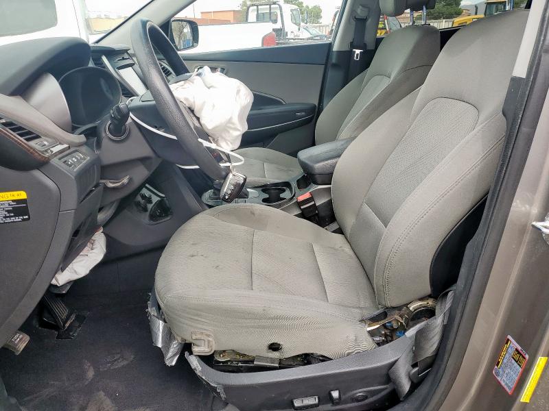 Photo 7 from auction – 2018 HYUNDAI SANTA FE S with VIN 5NMZU3LB2JH101312