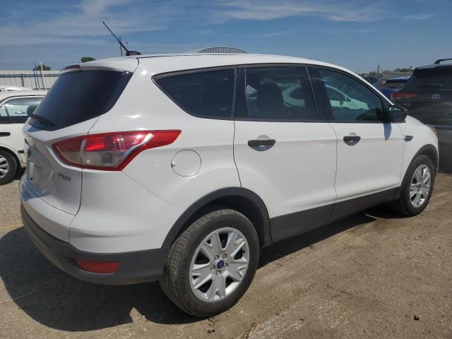 Photo 3 from auction – 2016 FORD ESCAPE S with VIN 1FMCU0F78GUC83820