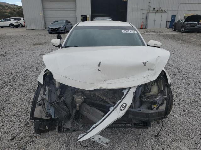 Photo 5 from auction – 2015 KIA OPTIMA LX with VIN KNAGM4A74F5559209