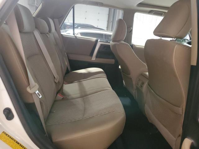 Photo 11 from auction – 2010 TOYT 4RUNNER SR5 with VIN JTEBU5JR4A5007637