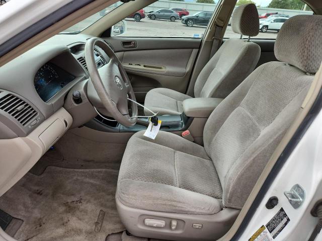 Photo 7 from auction – 2004 TOYOTA CAMRY LE with VIN 4T1BF32K64U073004