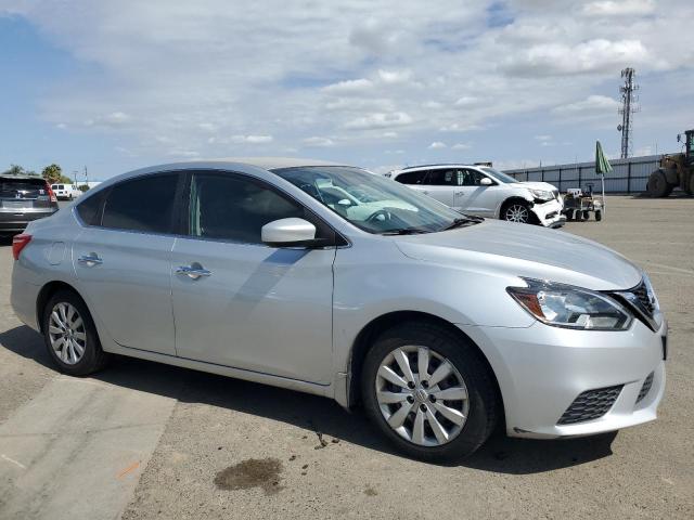 Photo 4 from auction – 2016 NISSAN SENTRA S with VIN 3N1AB7AP4GL652820