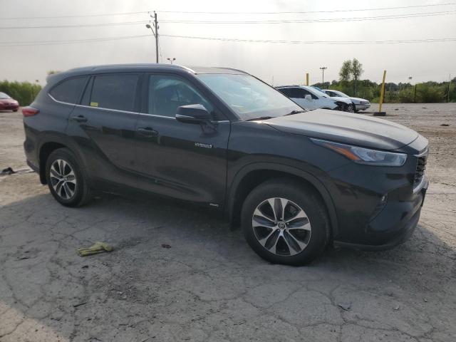 Zdjęcie 4 z aukcji – 2020 TOYOTA HIGHLANDER z VIN 5TDHBRCH9LS513266