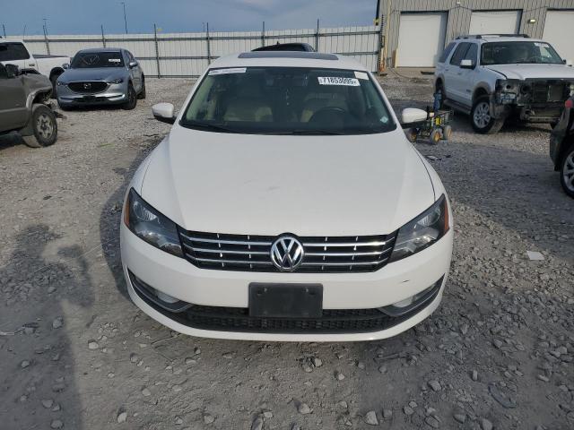 Photo 5 from auction – 2014 VOLKSWAGEN PASSAT SEL with VIN 1VWCN7A35EC009991
