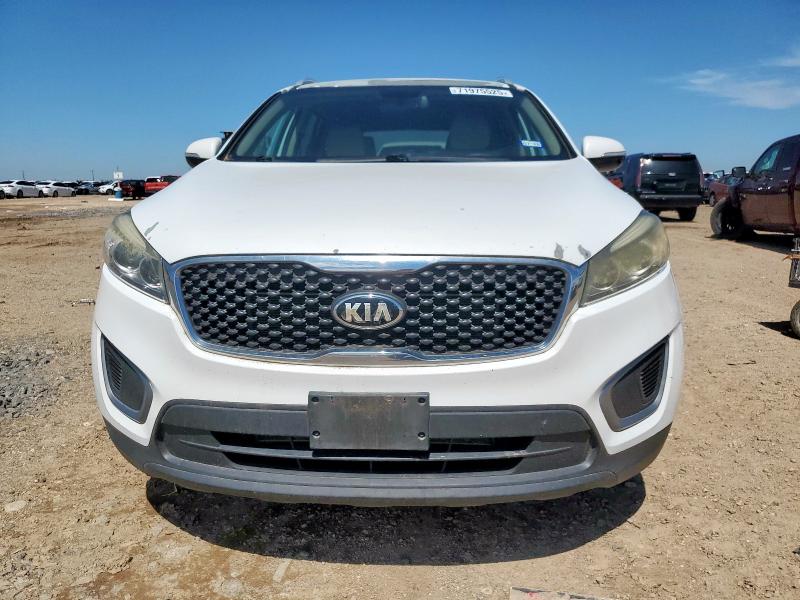 Photo 5 from auction – 2016 KIA SORENTO LX with VIN 5XYPGDA32GG038845