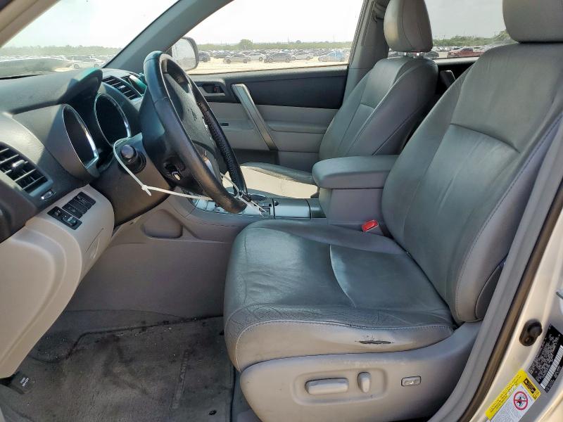 Photo 7 from auction – 2010 TOYOTA HIGHLANDER with VIN 5TDKK3EH0AS012599