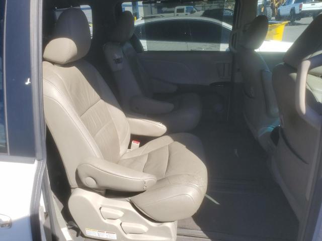 Photo 11 from auction – 2017 TOYOTA SIENNA XLE with VIN 5TDYZ3DC5HS897307